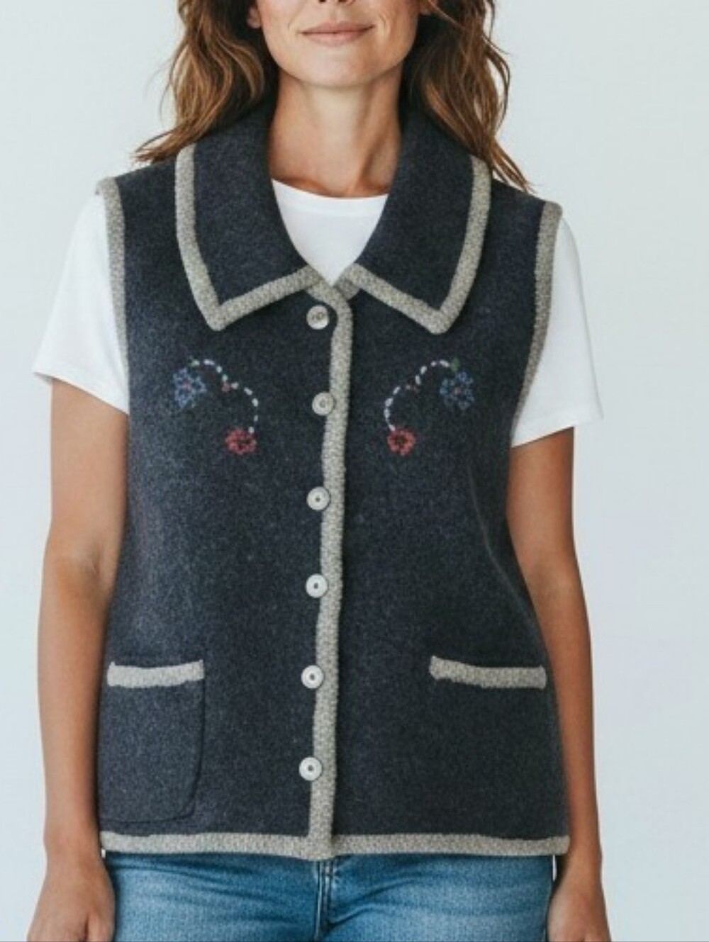 Vintage Woolrich Charcoal 100% Wool Sweater Vests Womens Size Small